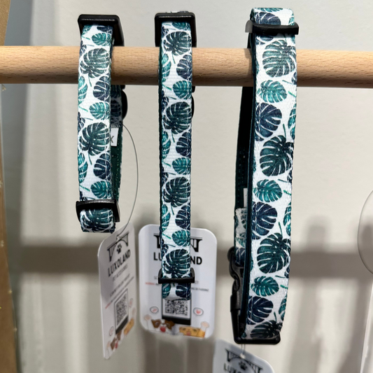 Jungle Leaves Print Collar