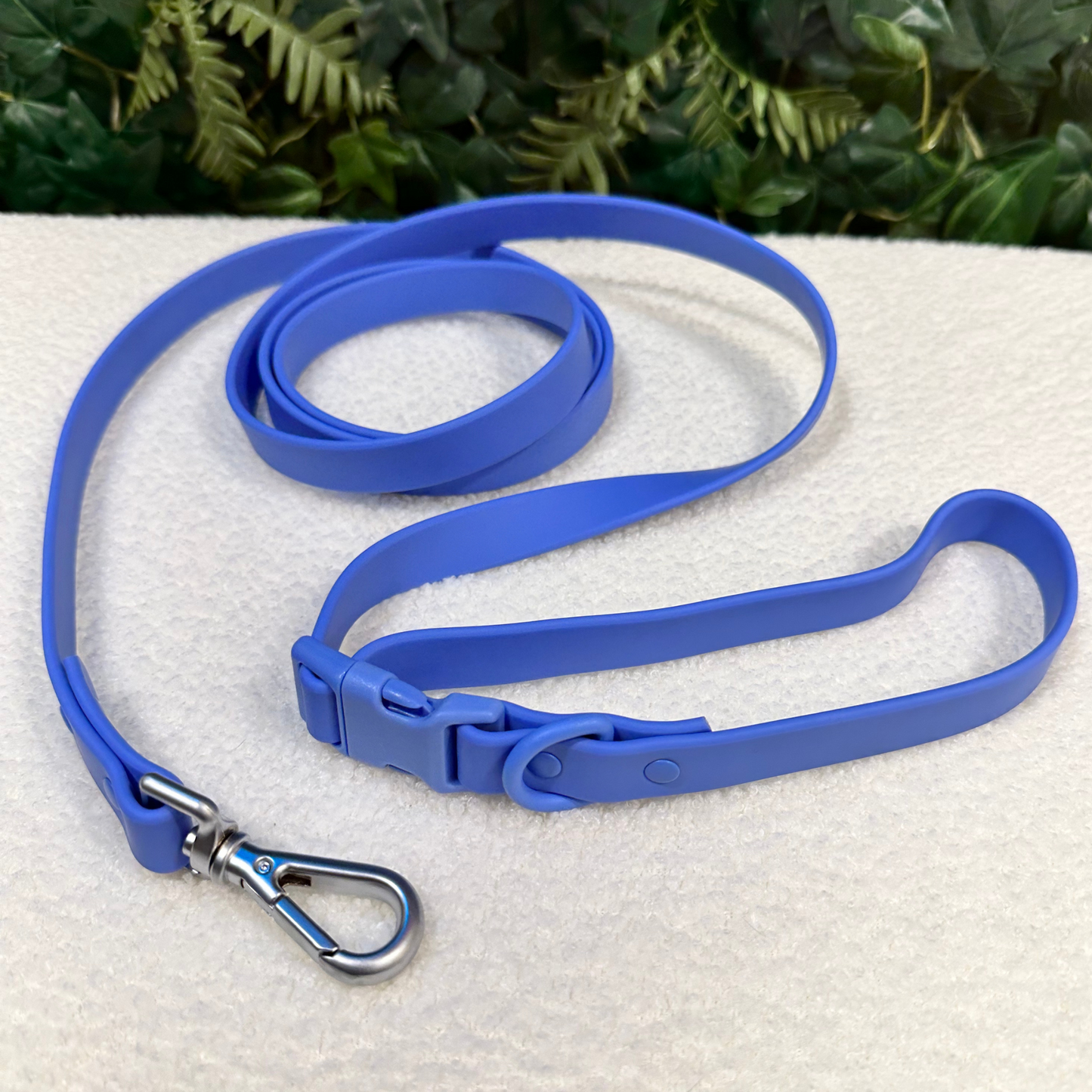 Multi-Use Rubber Collar/Leash Combo